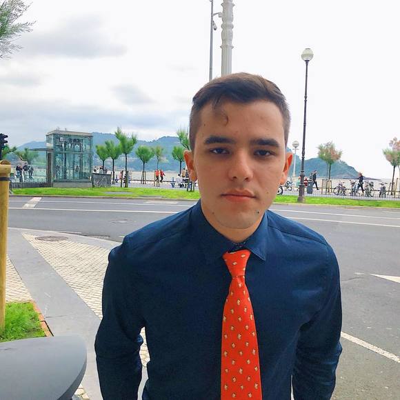 Meet your Posher, Sebastian - Picture 1 of 1